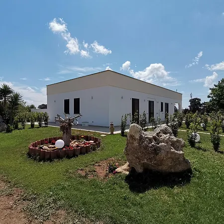 Paluna ゲストハウス 3*