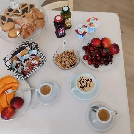 ゲストハウス Paluna 3*