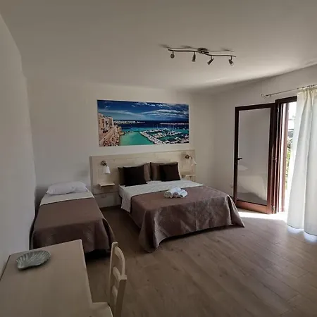 Paluna Casa de hóspedes 3*