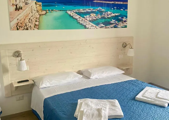 Paluna בית הארחה 3*